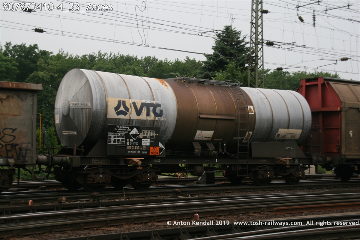 807873410-4_33_Zaces.jpg